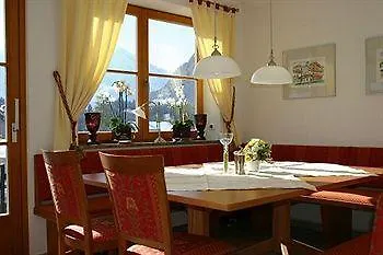 Hotel Arnika Garni 4*